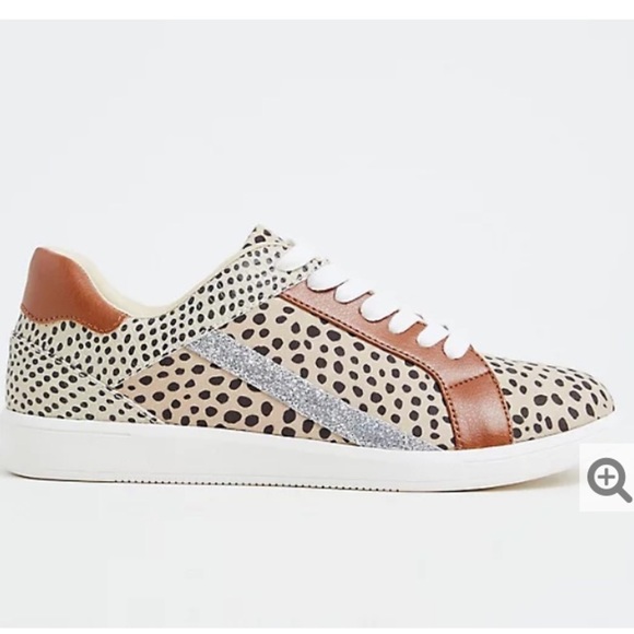 Torrid sz 6.5 Wide NWT - Picture 2 of 7